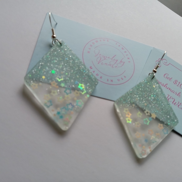 Hand Crafted Glittering Green and Clear Earrings - Picture 4 of 6